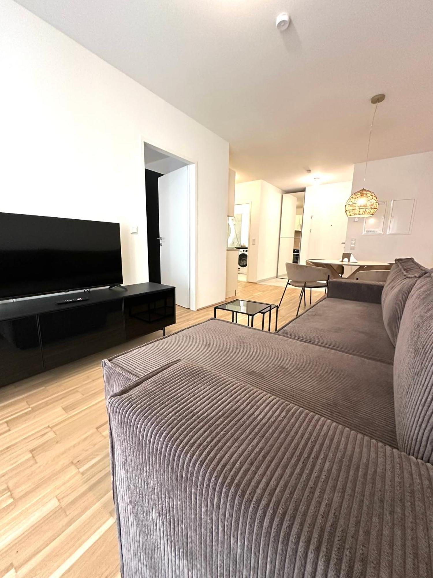 Coho City Apartments Mit Hauseigener Tiefgarage Відень Екстер'єр фото