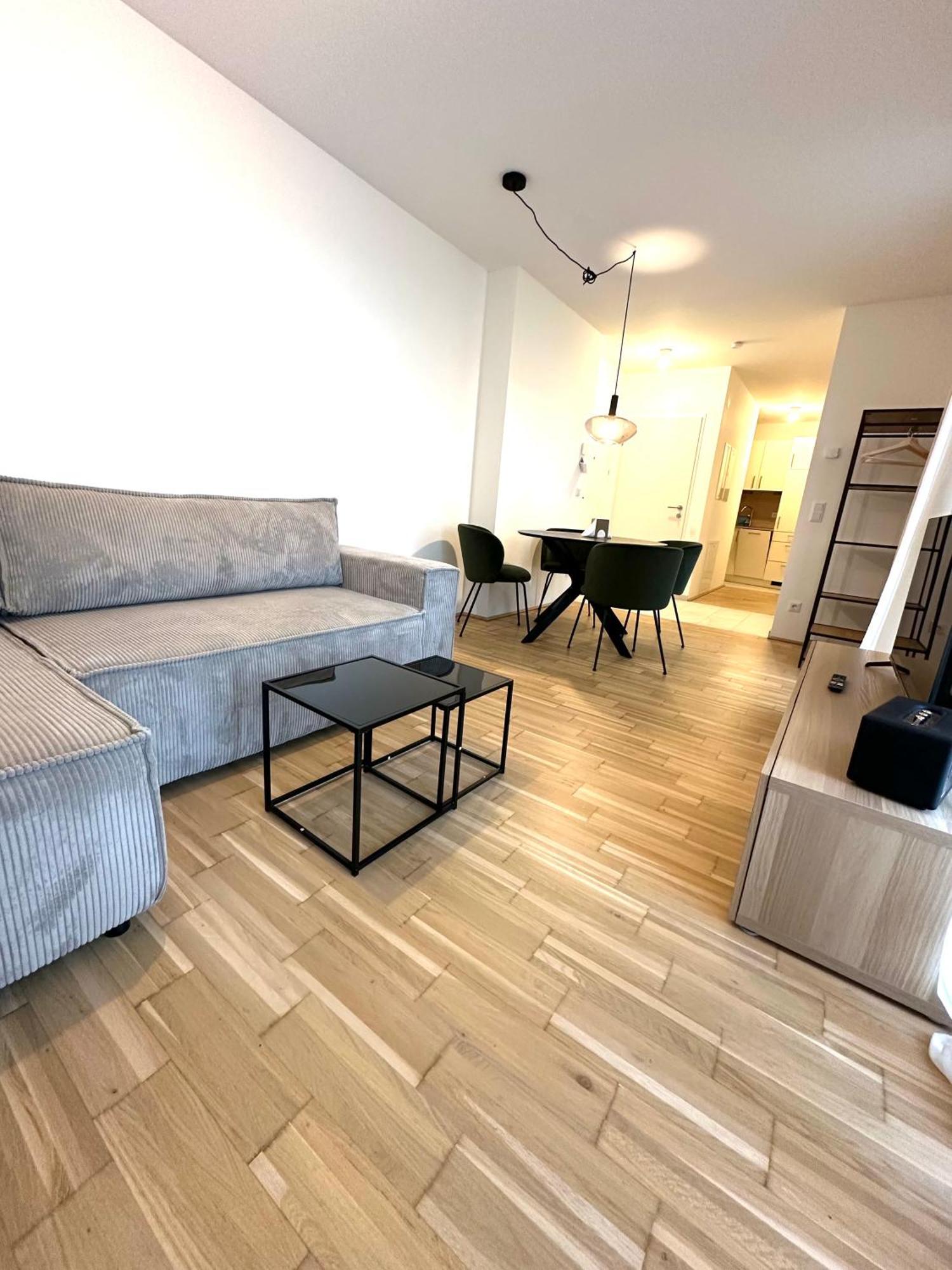Coho City Apartments Mit Hauseigener Tiefgarage Відень Екстер'єр фото