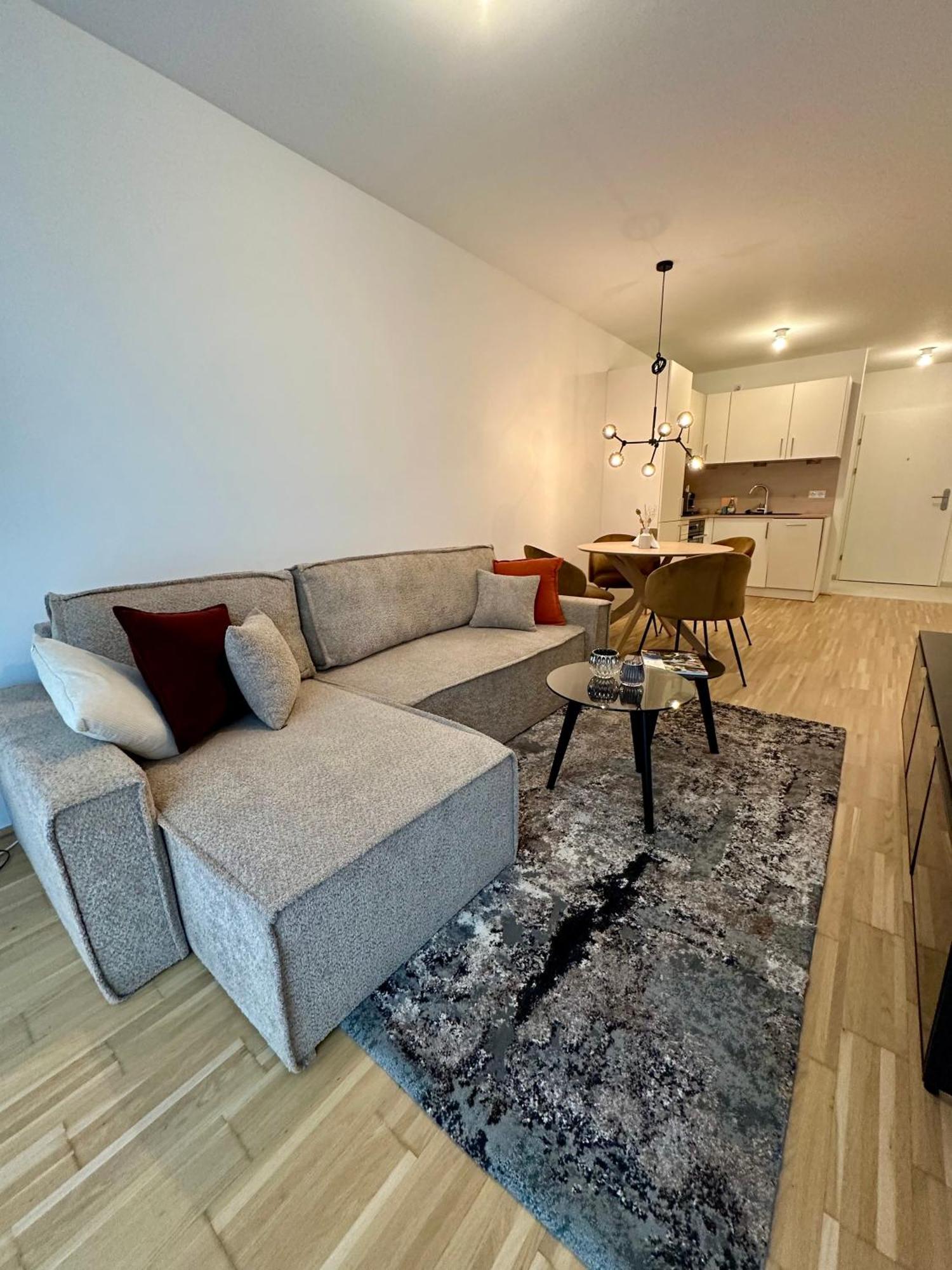 Coho City Apartments Mit Hauseigener Tiefgarage Відень Екстер'єр фото